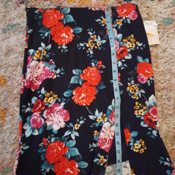 Two Piece Skirt & Crop Top Set • B. Darlin Brand • Size 7/8 • NWT - Picture 6 of 13